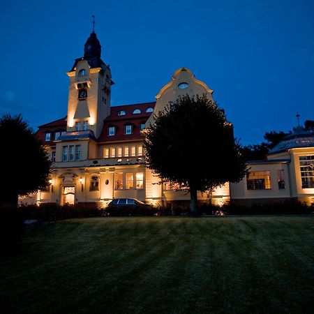 Bernsteinschloss Wendorf  ภายนอก รูปภาพ