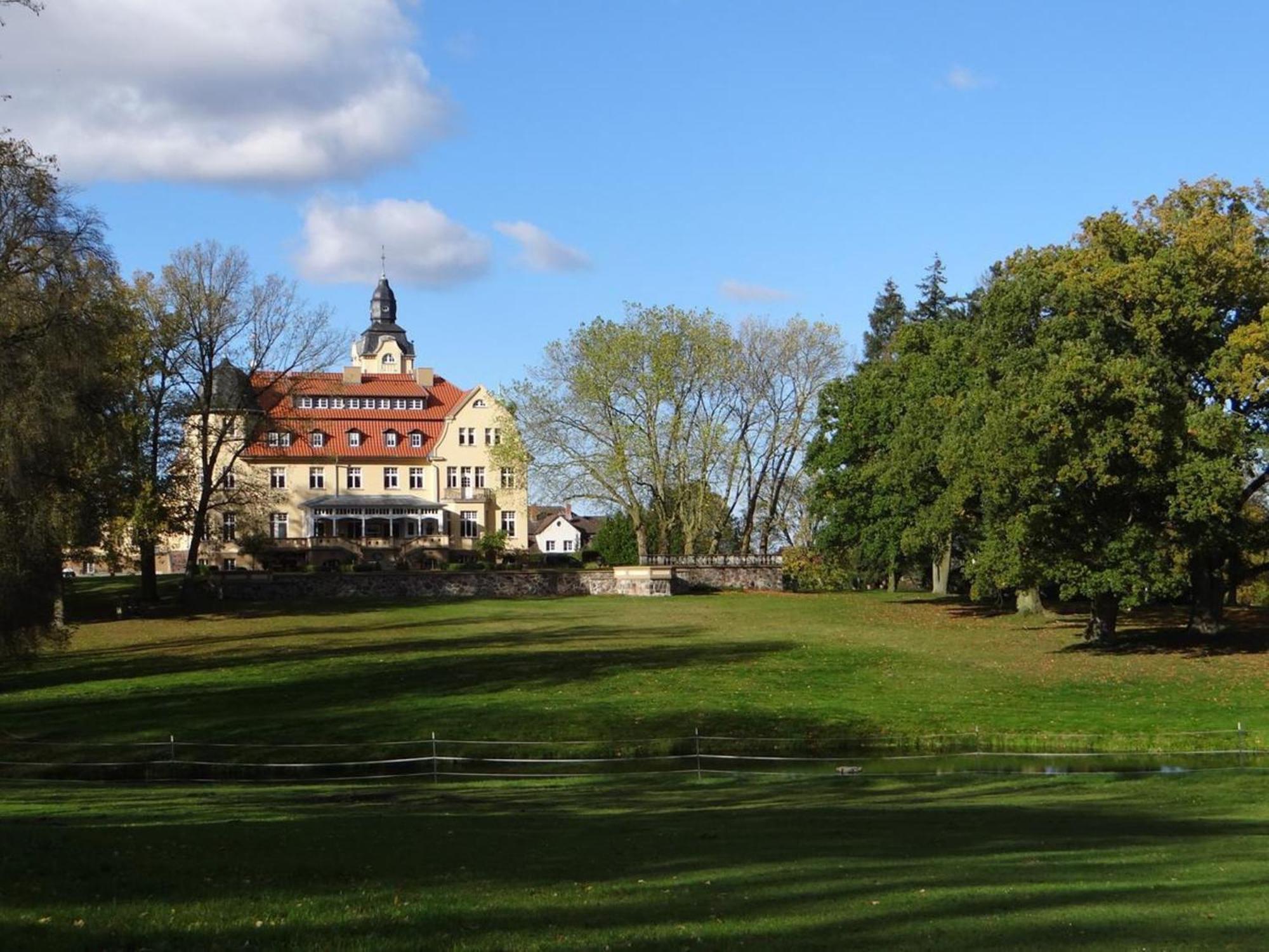 Bernsteinschloss Wendorf  ภายนอก รูปภาพ
