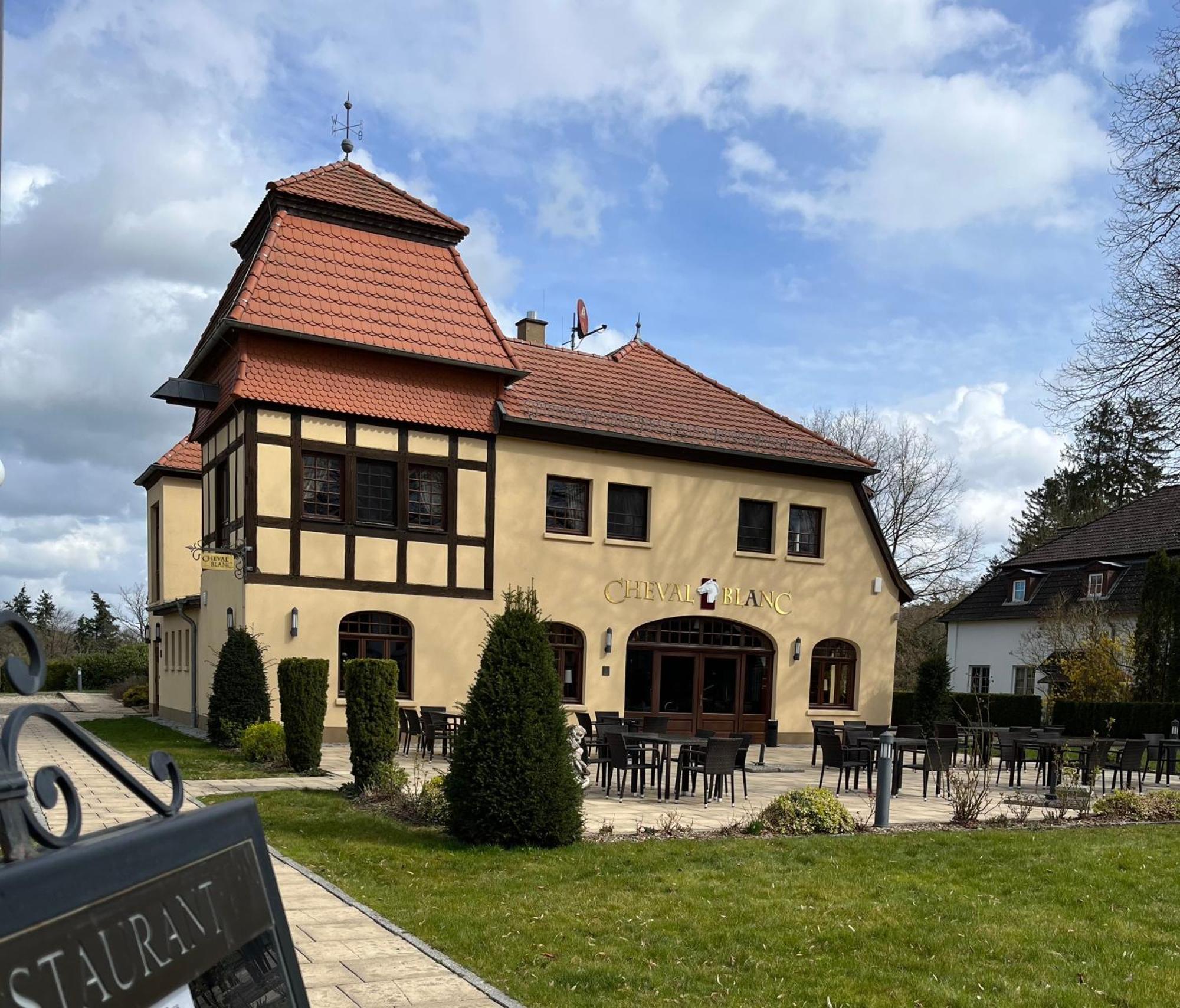 Bernsteinschloss Wendorf  ภายนอก รูปภาพ