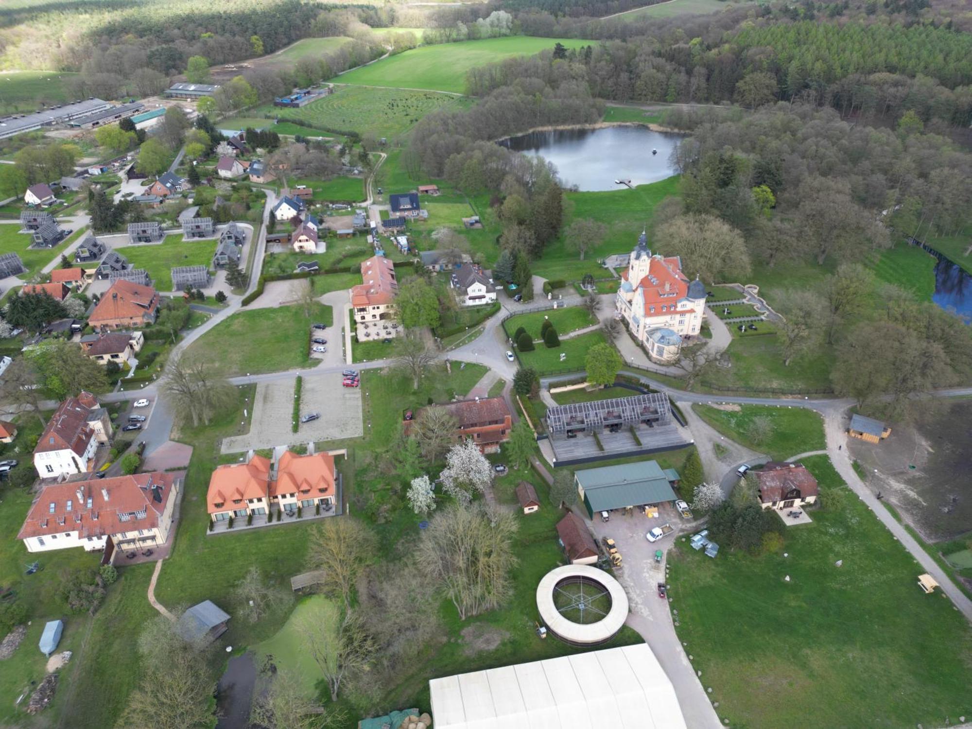 Bernsteinschloss Wendorf  ภายนอก รูปภาพ